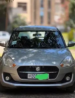 Suzuki Swift 2022 Silver