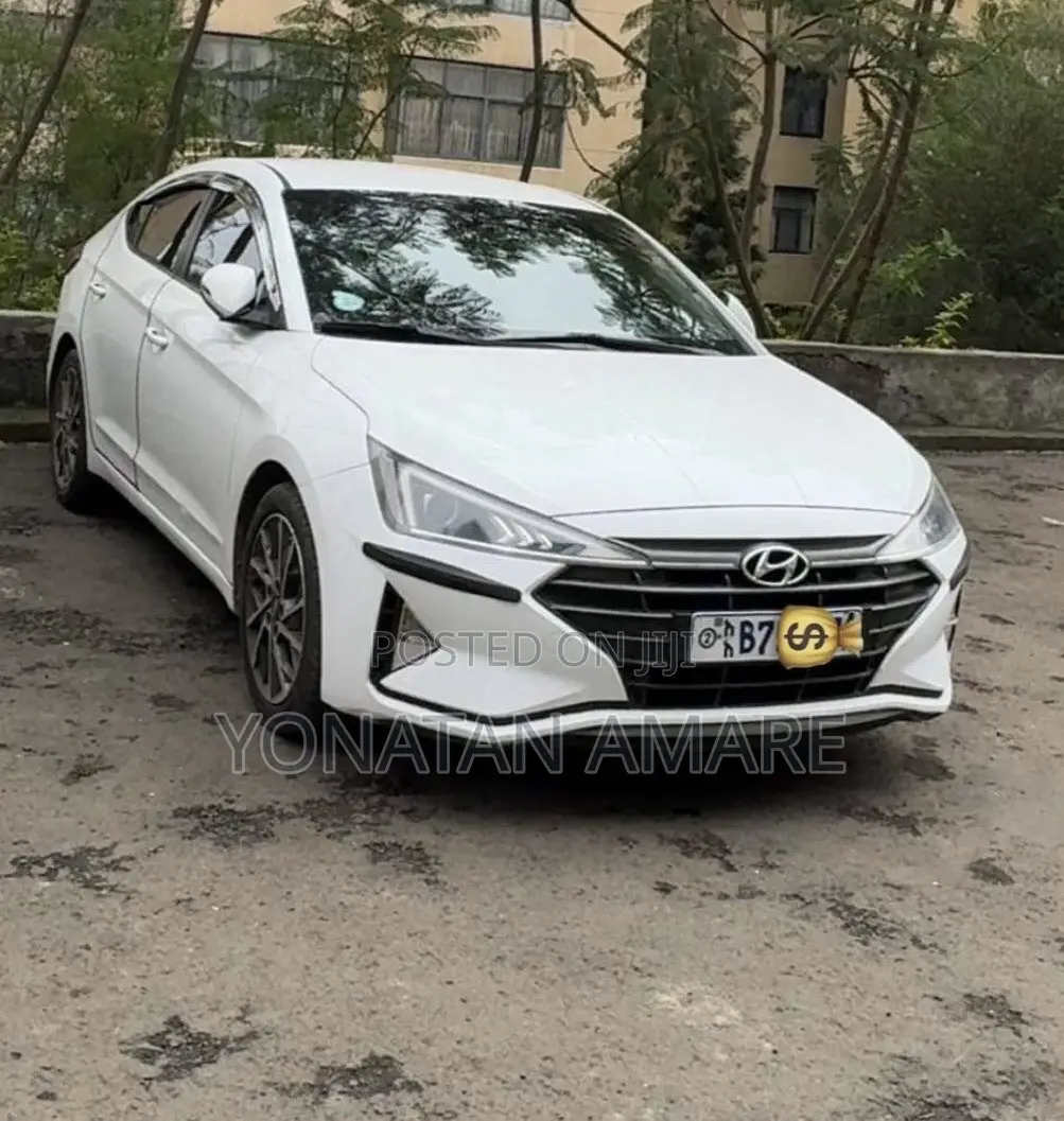 Hyundai Avante 2020 White