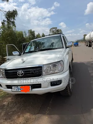 Toyota Land Cruiser 2007 Off white