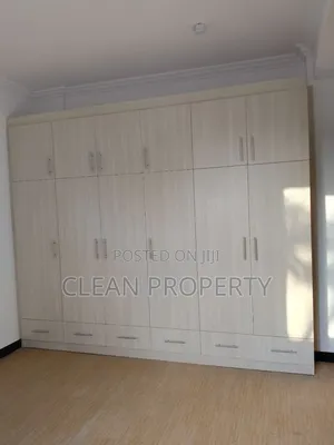 3bdrm Apartment in Clean Properties, Bole for rent