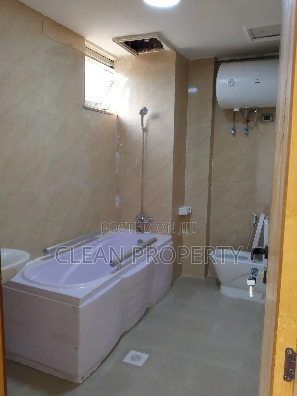 3bdrm Apartment in Clean Properties, Bole for rent
