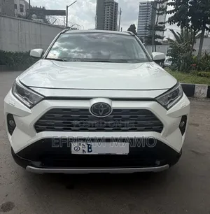 Toyota RAV4 2020 White