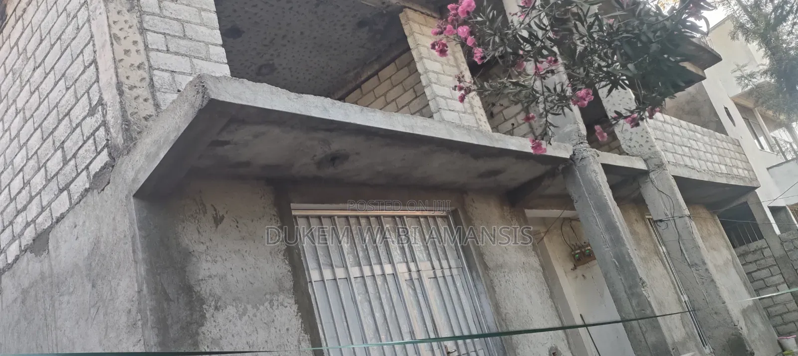 11bdrm Townhouse/Terrace in Bishoftu Dukem, East Shewa for sale