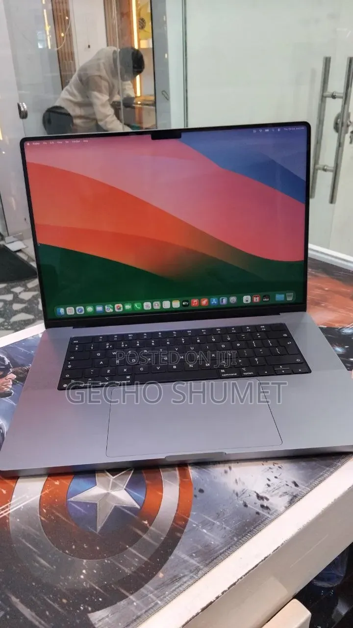 New Laptop Apple MacBook Pro 2021 M1 Max 64GB Apple M1 Max SSD 1T