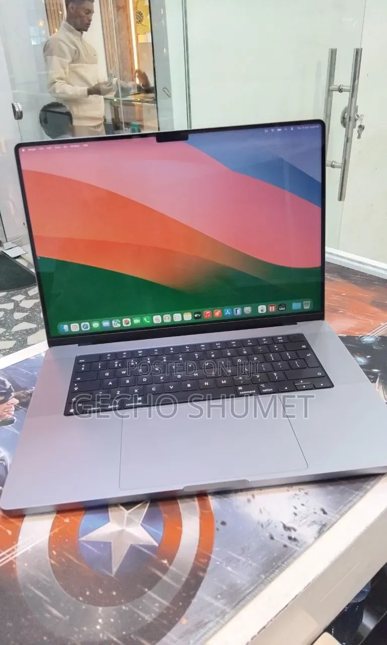 New Laptop Apple MacBook Pro 2021 M1 Max 64GB Apple M1 Max SSD 1T