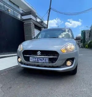 Suzuki Dzire 2022 Silver
