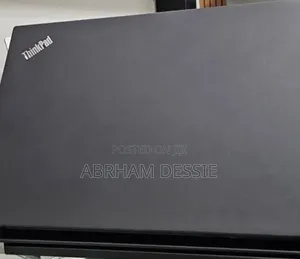 New Laptop Lenovo 8GB Intel Core i5 SSD 512GB