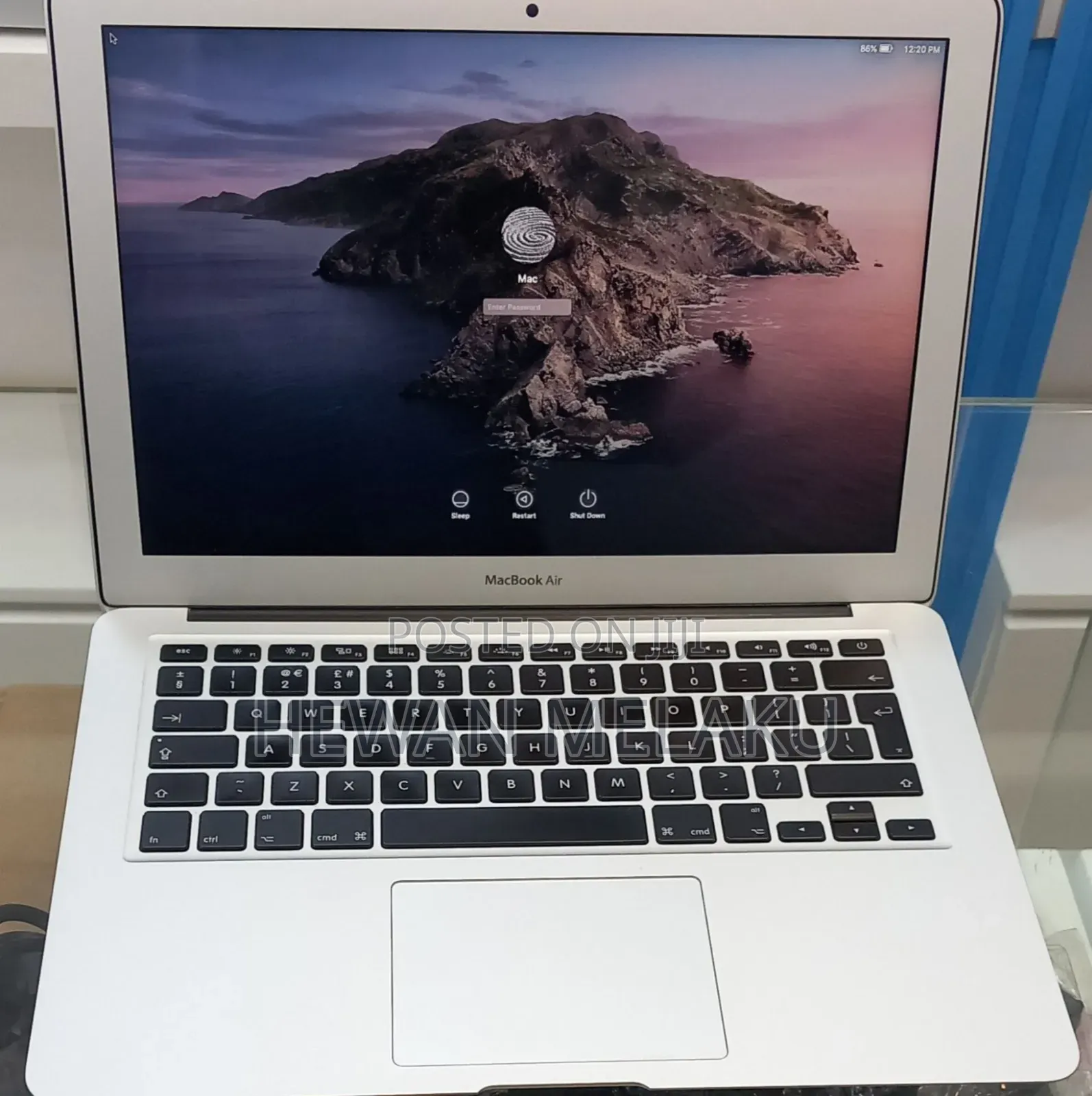 New Laptop Apple MacBook Air 2017 8GB Intel Core i5 SSD 128GB