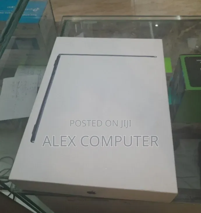 New Laptop Apple MacBook Air 2026 M5 16GB Apple M5 SSD 512GB