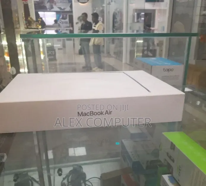 New Laptop Apple MacBook Air 2026 M5 16GB Apple M5 SSD 512GB