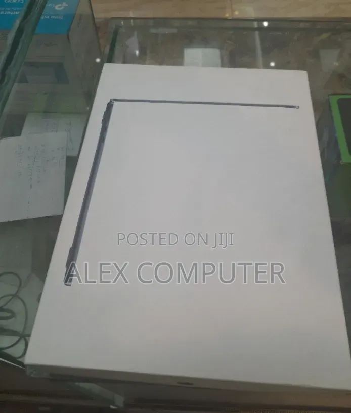 New Laptop Apple MacBook Air 2026 M5 16GB Apple M5 SSD 512GB