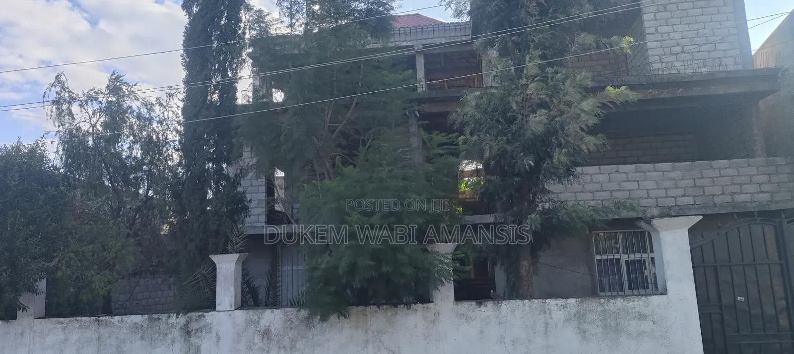 13bdrm House in Gabreil Area Dukem, East Shewa for sale
