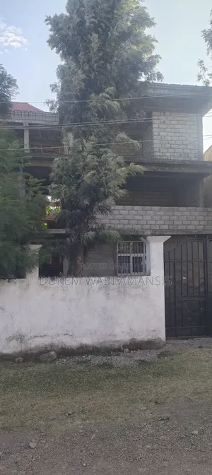 13bdrm House in Gabreil Area Dukem, East Shewa for sale