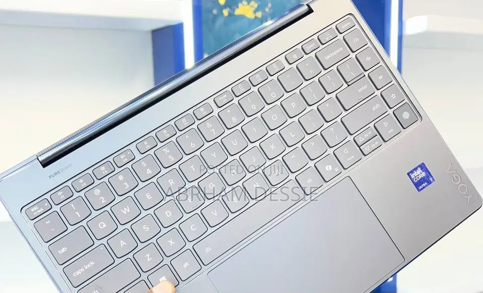 New Laptop Lenovo 16GB Intel Core Ultra 7 SSD 1T