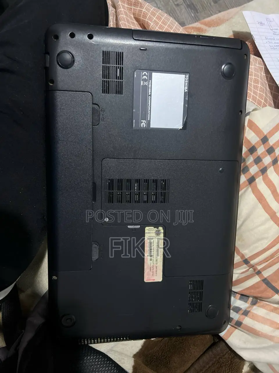 Laptop Toshiba Satellite C855 4GB Intel Core 3 HDD 500GB