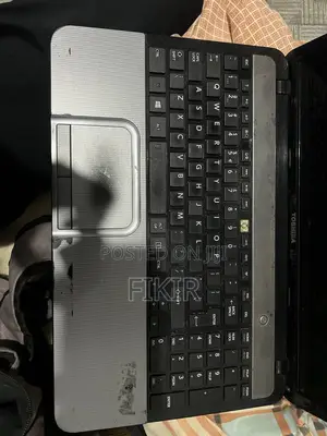 Laptop Toshiba Satellite C855 4GB Intel Core 3 HDD 500GB