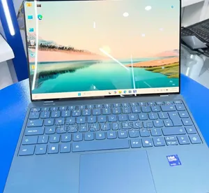 New Laptop Lenovo 16GB Intel Core Ultra 7 SSD 512GB