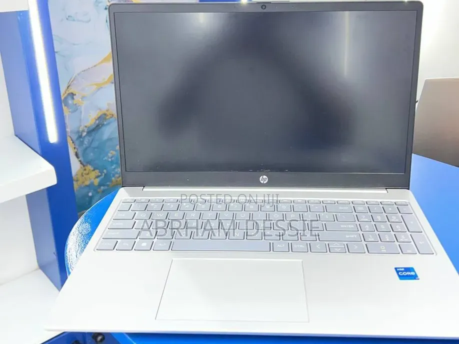 New Laptop HP 16GB Intel Core i7 SSD 1T