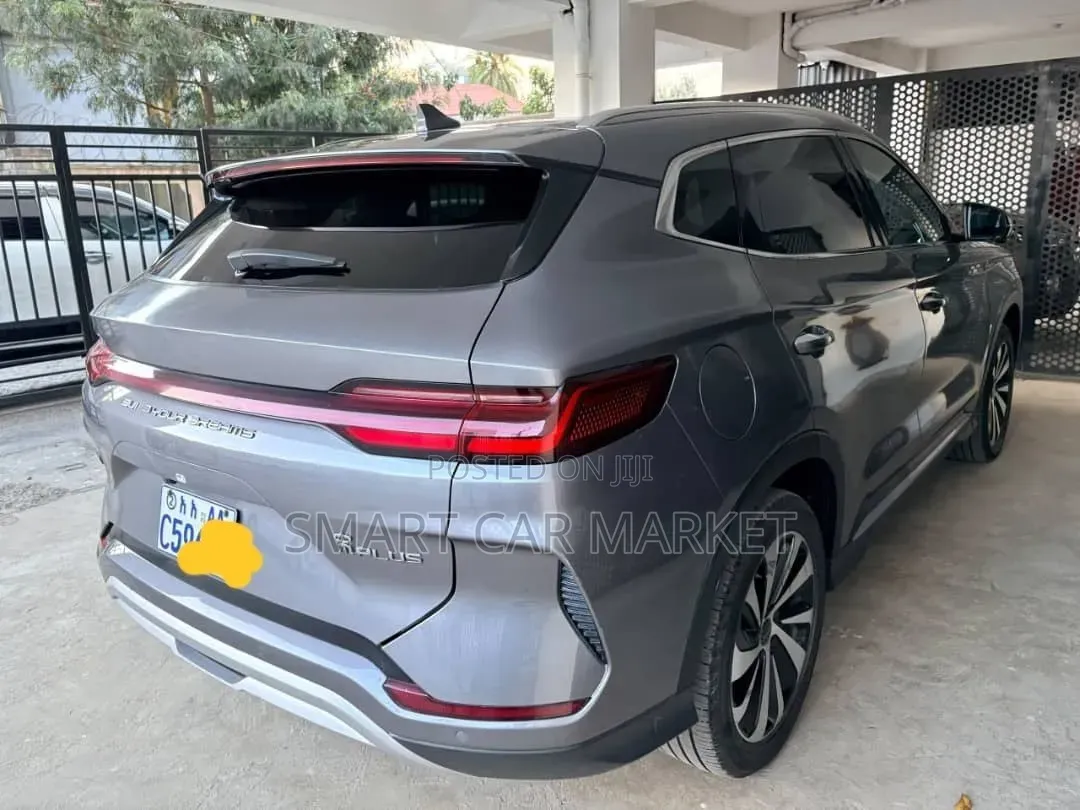 BYD Song Plus 2024 Gray