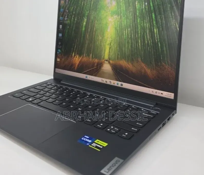 New Laptop Lenovo 16GB Intel Core i7 SSD 512GB