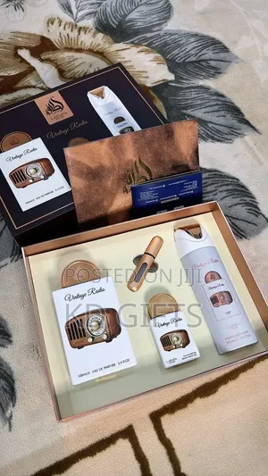 Lattafa Vintage Radio ፓኬጅ