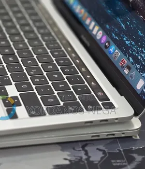 New Laptop Apple MacBook Pro 2020 32GB Intel Core i7 SSD 512GB