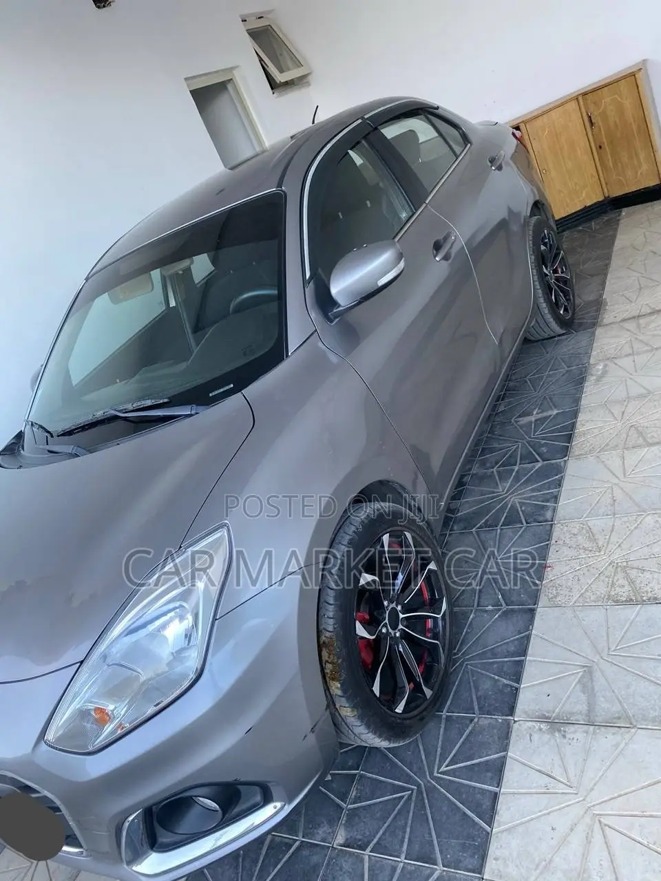 Suzuki Dzire 2022 Silver