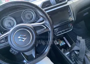 Suzuki Dzire 2022 Silver
