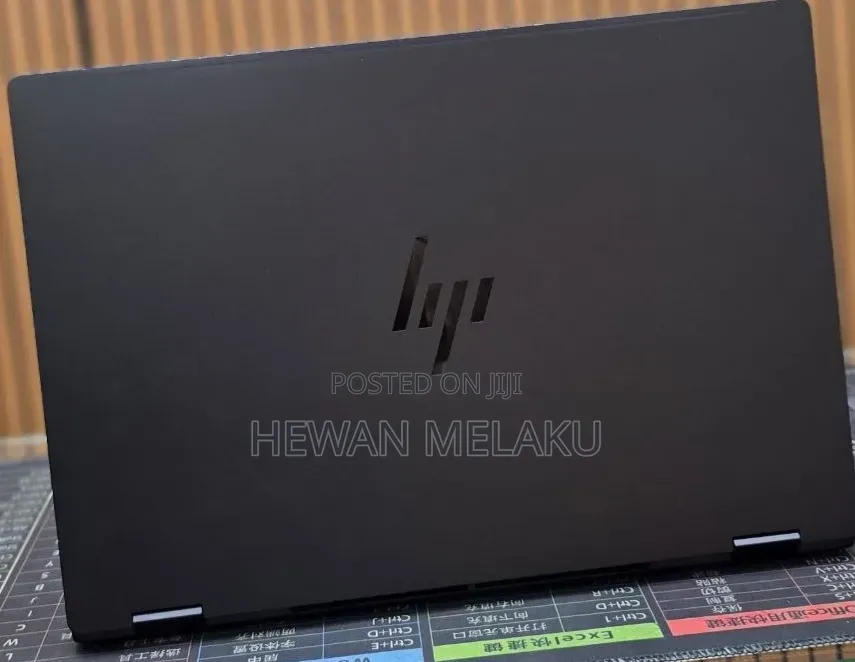 New Laptop HP OmniBook Ultra Flip 16" 32GB Intel Core Ultra 9 SSD 2T