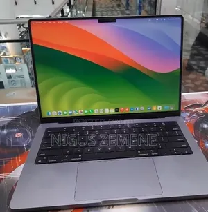 New Laptop Apple MacBook Pro 2021 M1 32GB Apple M1 Pro SSD 512GB