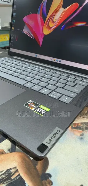 New Laptop Lenovo 16GB AMD Ryzen 7 SSD 512GB