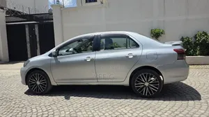 Toyota Yaris 2010