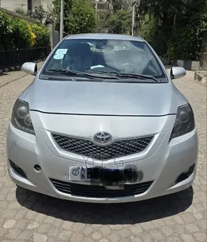 Toyota Yaris 2010