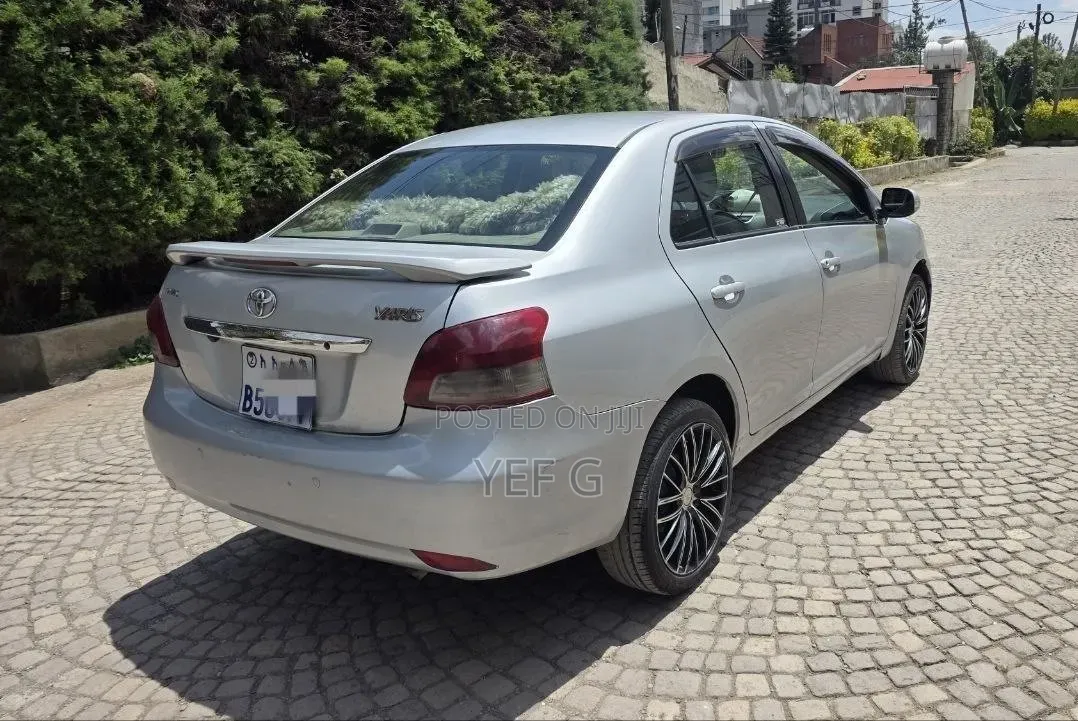 Toyota Yaris 2010