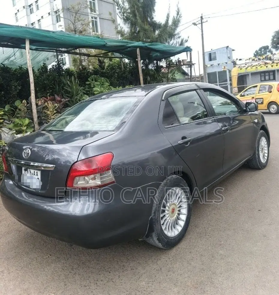 Toyota Yaris 2008 Black