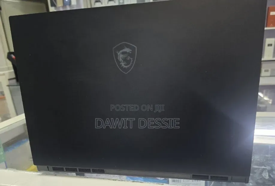 Laptop MSI 16GB Intel Core i7 HDD+SSD 512GB