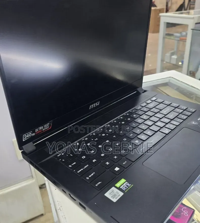 New Laptop MSI 16GB Intel Core i7 SSD 512GB
