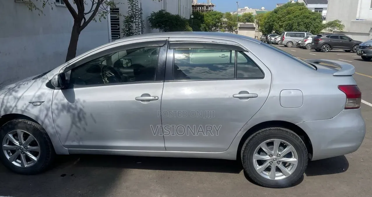 Toyota Yaris 2008 Silver
