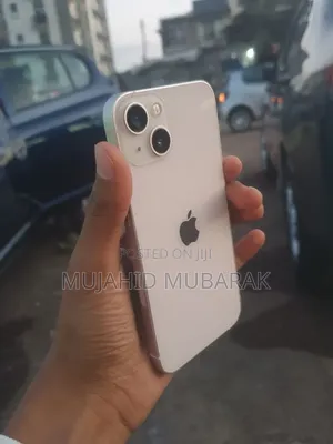 Apple iPhone 13 128 GB Pink