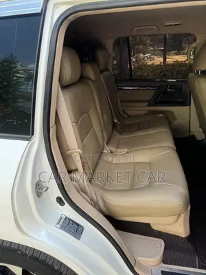 Toyota Land Cruiser 4.5 V8 GX-R 2012 White