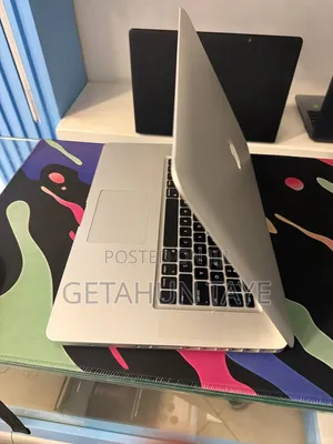 New Laptop Apple MacBook Pro 2021 M1 4GB Intel Core i7 SSD 500GB