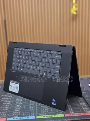 New Laptop HP OmniBook Ultra Flip 16" 32GB Intel Core Ultra 9 SSD 2T