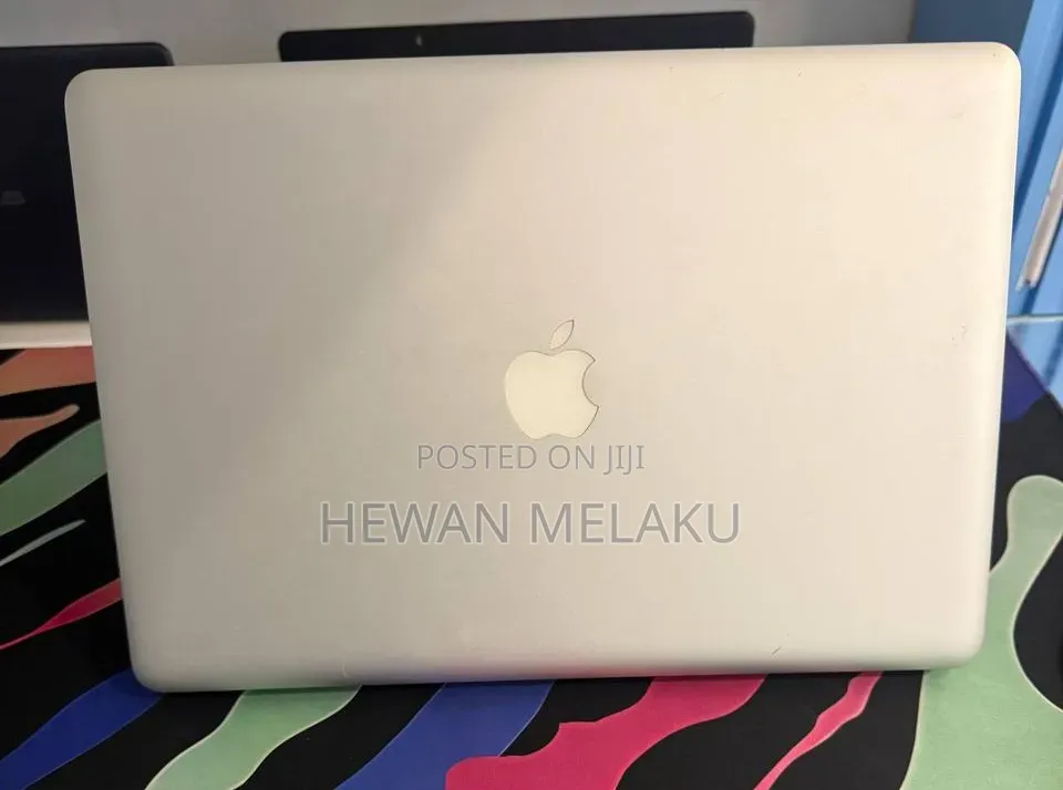 New Laptop Apple MacBook Pro 2011 4GB Intel Core i7 HDD 500GB
