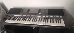 Yamaha PSR 970