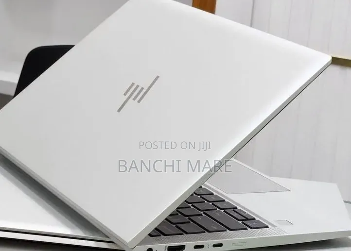 New Laptop HP EliteBook 840 G8 16GB Intel Core i5 SSD 512GB
