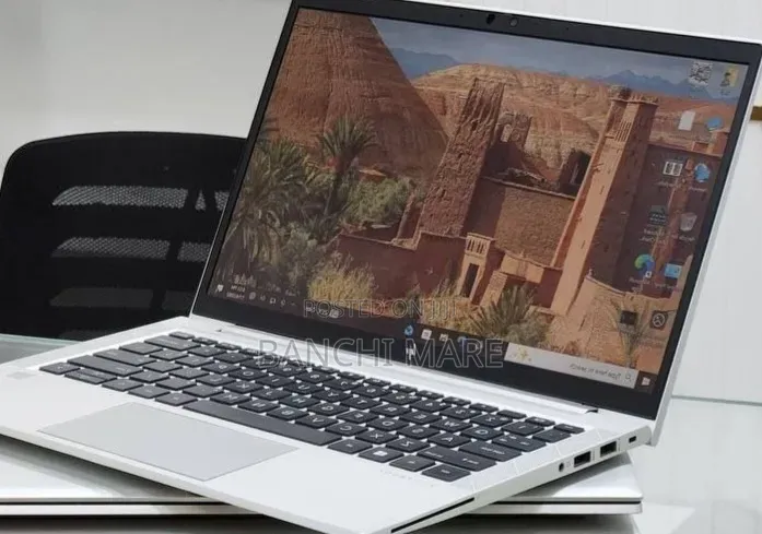 New Laptop HP EliteBook 840 G8 16GB Intel Core i5 SSD 512GB