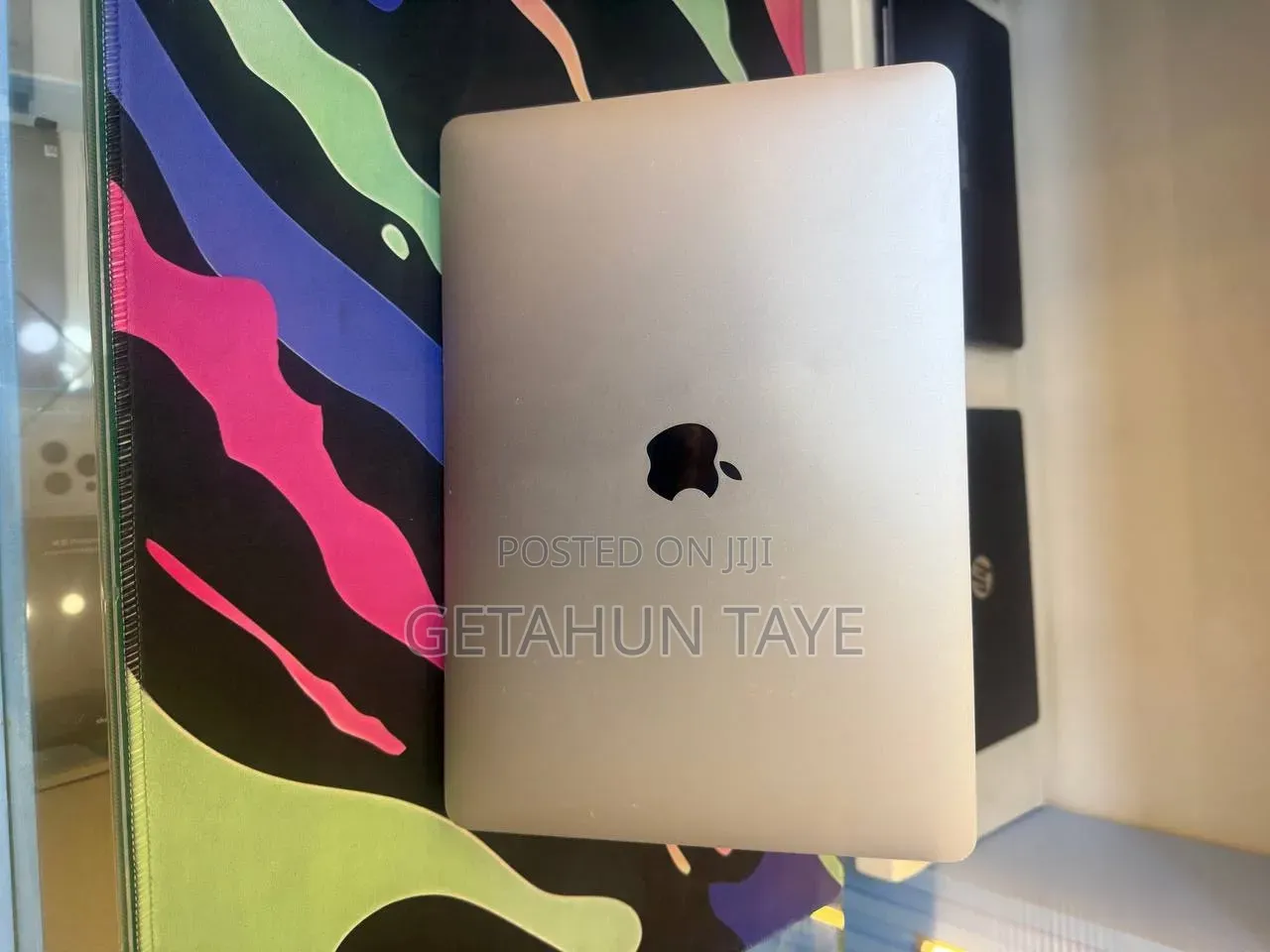 New Laptop Apple MacBook Pro 2021 M1 8GB Intel Core i7 SSD 512GB