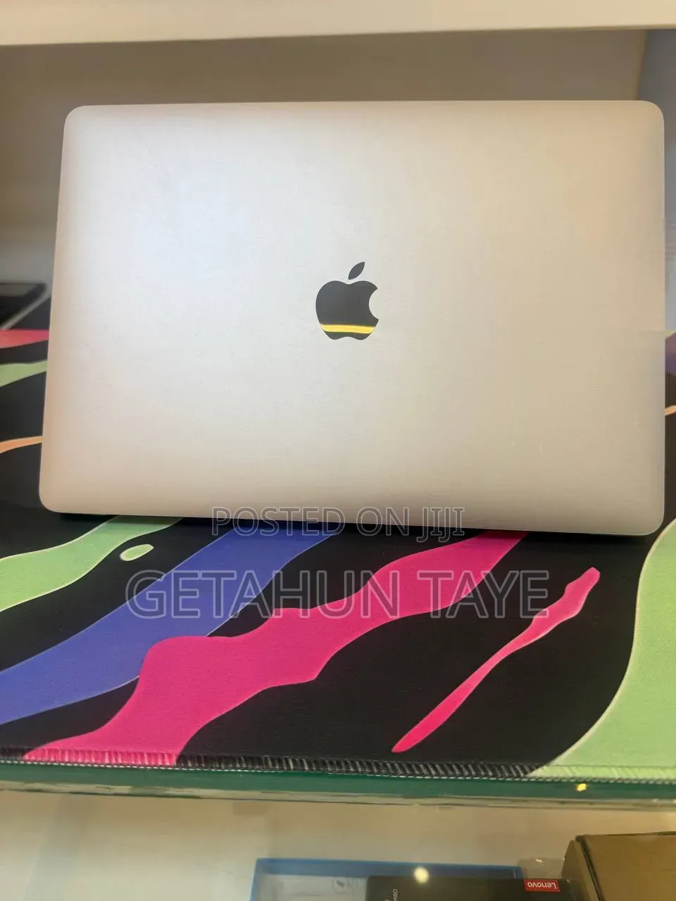 New Laptop Apple MacBook Pro 2021 M1 8GB Intel Core i7 SSD 512GB