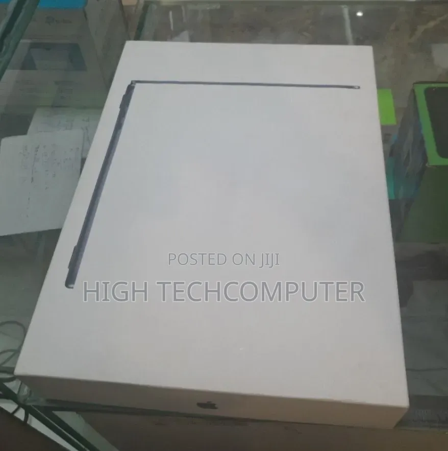 New Laptop Apple MacBook Air 2026 M5 16GB Apple M5 Pro SSD 512GB
