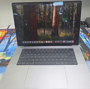 New Laptop Apple MacBook Pro 2021 M1 16GB Apple M1 Pro SSD 512GB
